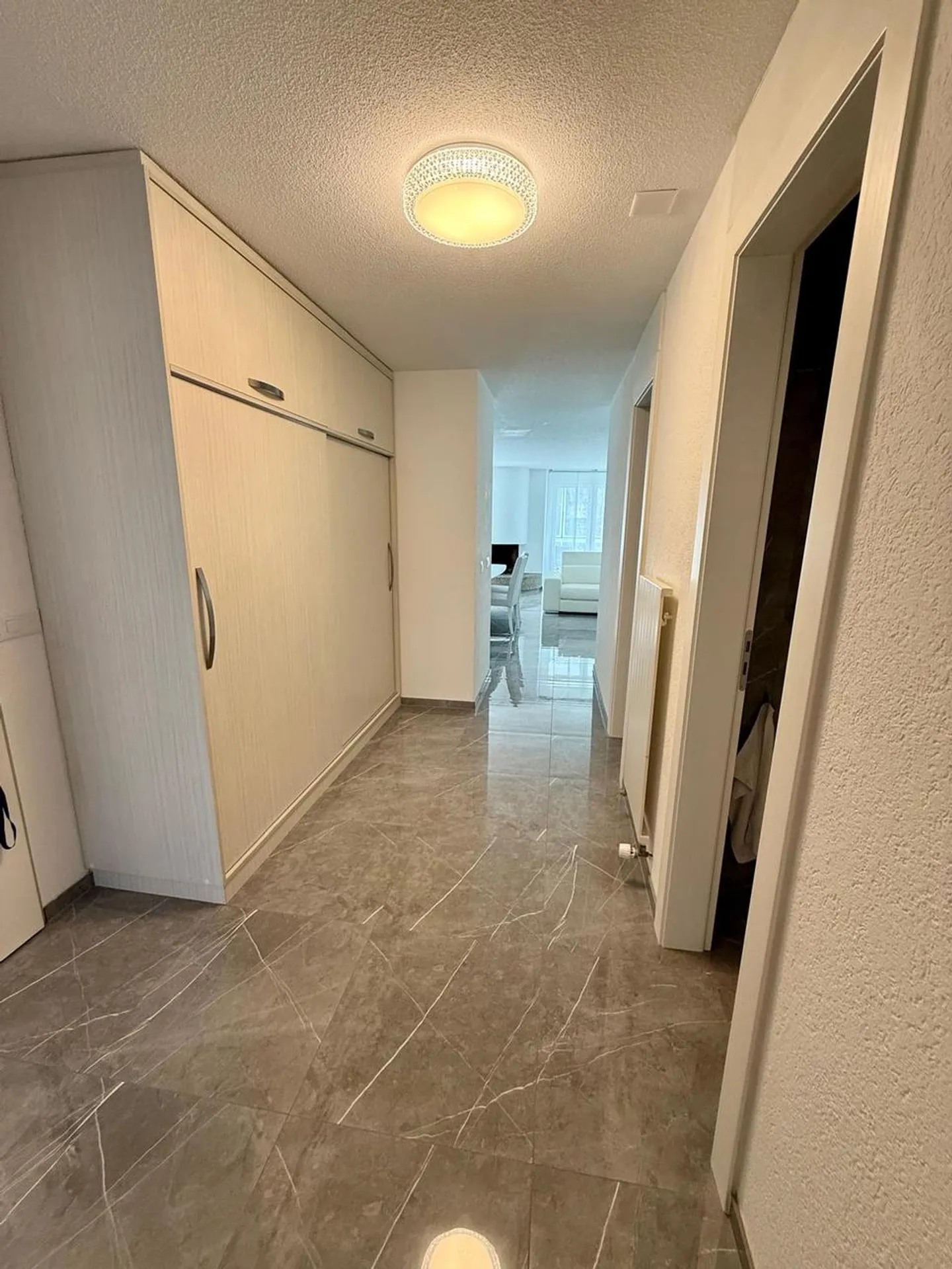 Luxuriöse Wohnung in Ipsach - Foto 10 von 11