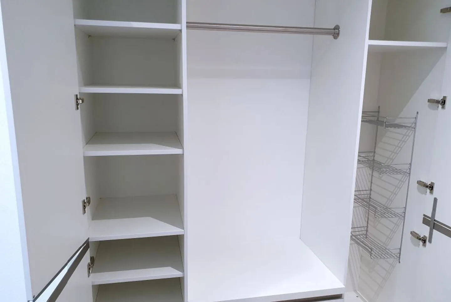 Appartement moderne de 3,5 pièces avec patio - Photo 6 sur 9