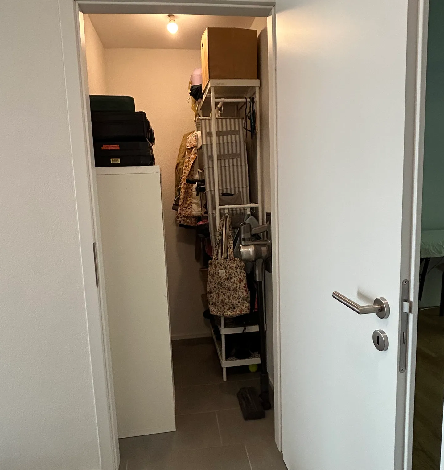 Charming Ground-Floor Apartment - Photo 8 of 8
