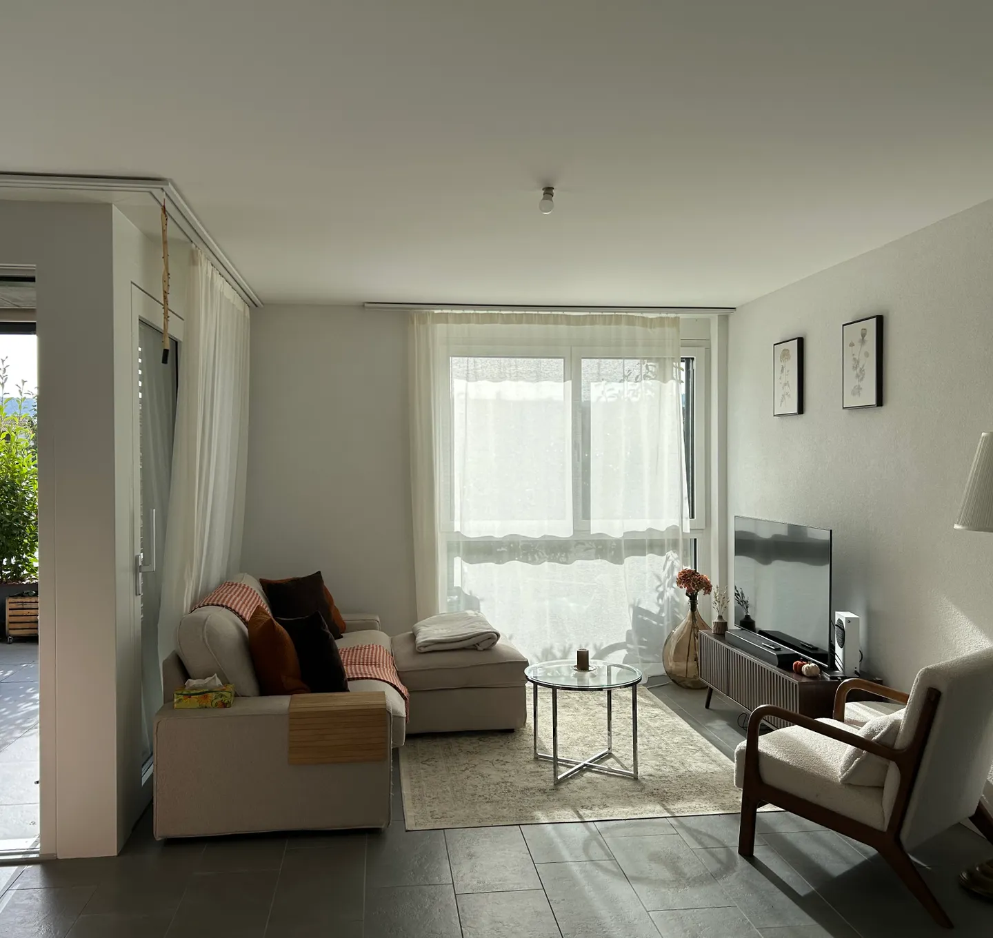 Charming Ground-Floor Apartment - Photo 1 of 8