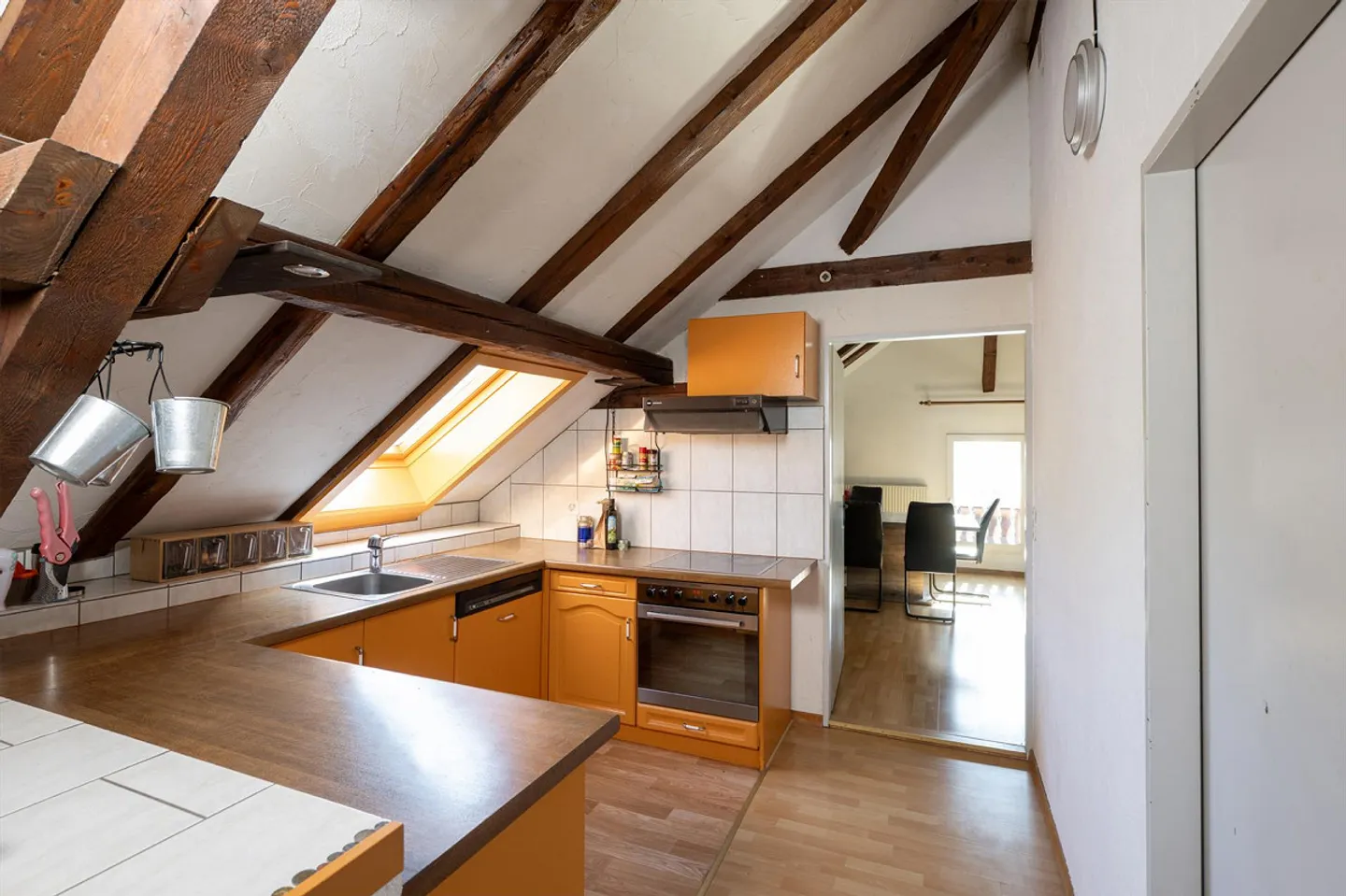 Mehrfamilienhaus mit Potenzial - Foto 5 von 20