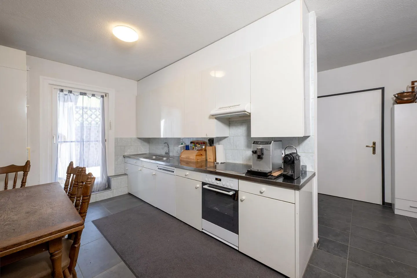 Mehrfamilienhaus mit Potenzial - Foto 12 von 20