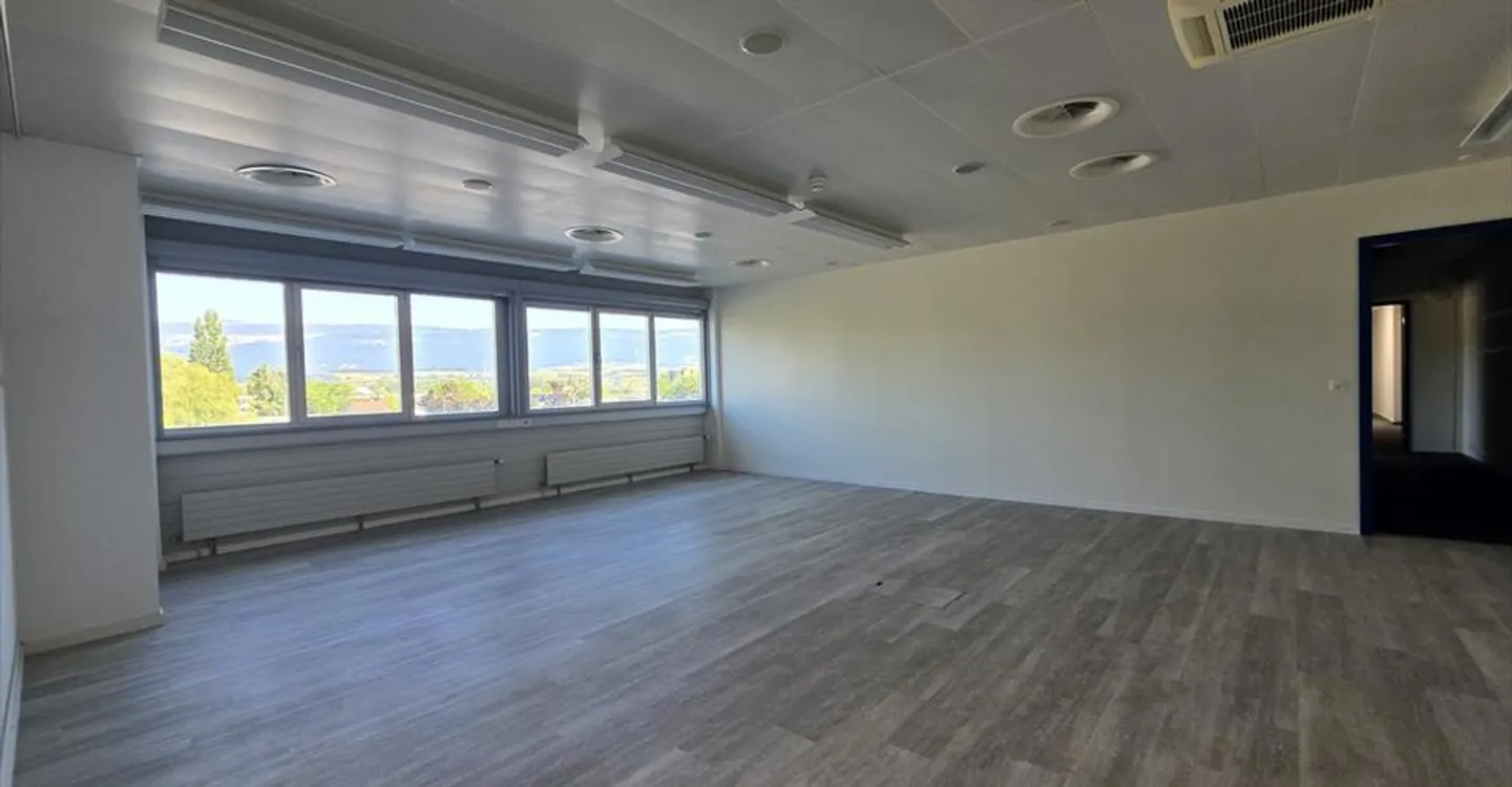 276m2 Büro - Nähe Autobahn/Bahnhof - Yverdon-les-Bains - Foto 3 von 7