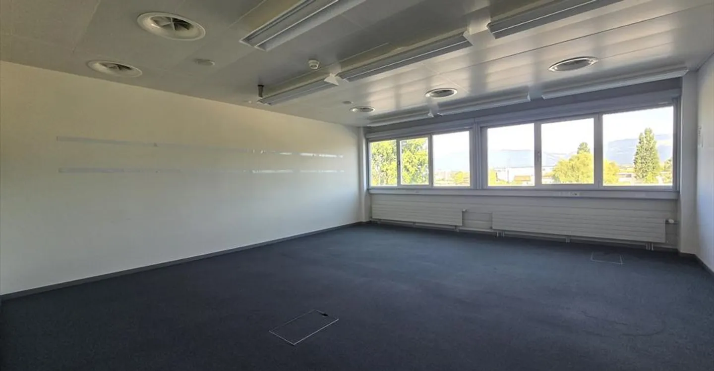 276m2 Büro - Nähe Autobahn/Bahnhof - Yverdon-les-Bains - Foto 4 von 7