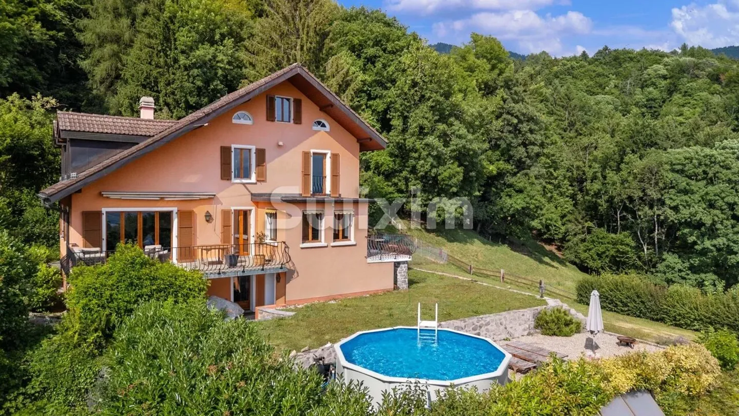 Exclusive ! Haven of peace, charming villa with unobstructed lake view! - Photo 9 of 9