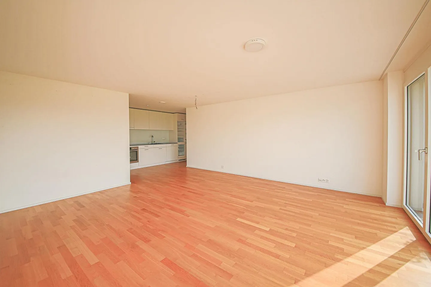 Bella appartamento singolo in una posizione tranquilla! - Foto 1 di 9