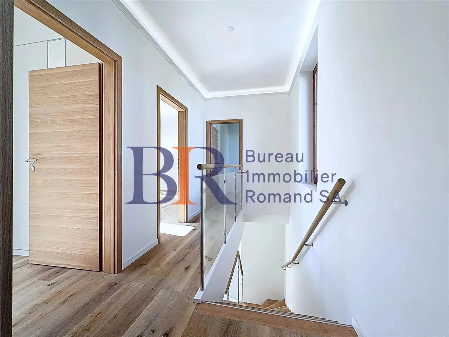 Detached house in the heart of Rolle - Photo 5 of 6