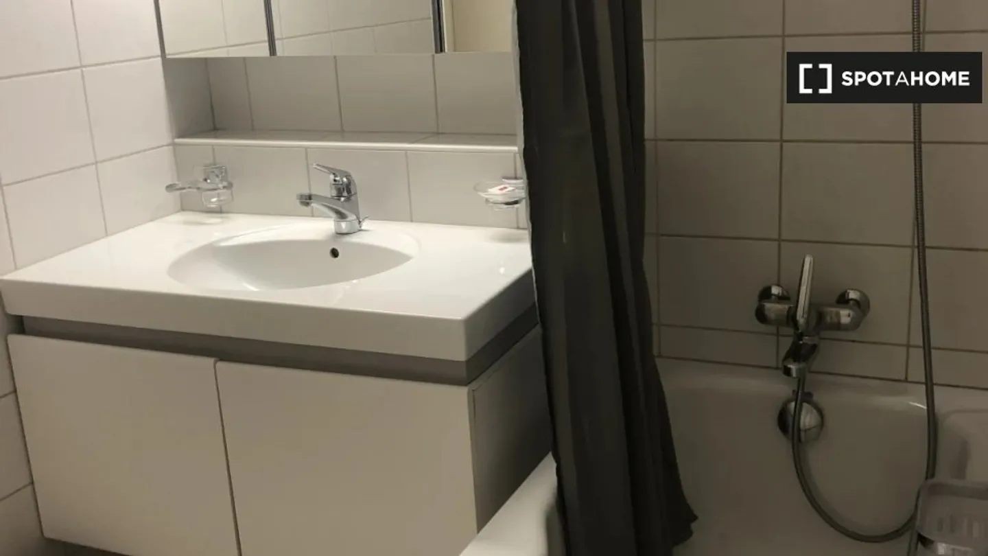 Scopri, visita e affitta la tua nuova casa online con piena fiducia. - Foto 15 di 15