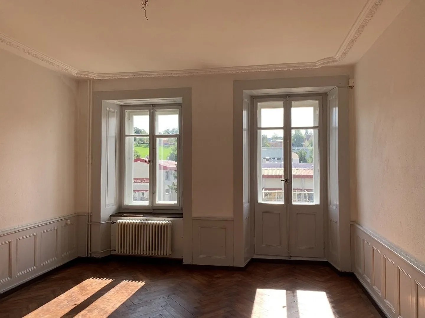 Appartement de 80m2 avec balcon - Photo 2 sur 7