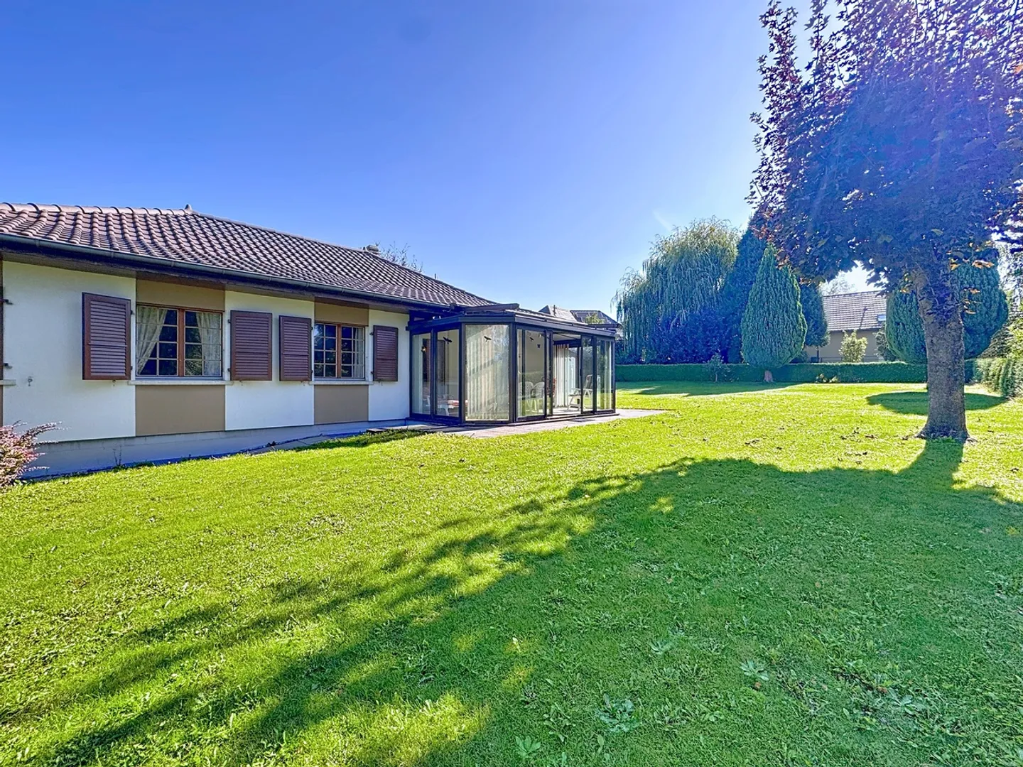 Detached house of 5.5 rooms on a plot of 1254 m² in Courtaman - Photo 3 of 22