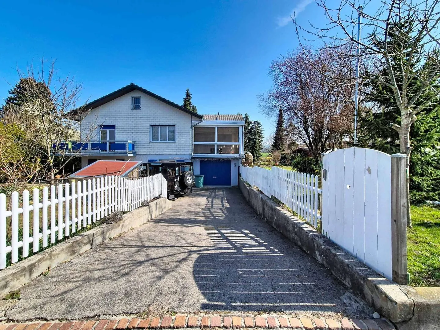 Helles Einfamilienhaus in grüner Umgebung - Foto 10 von 13
