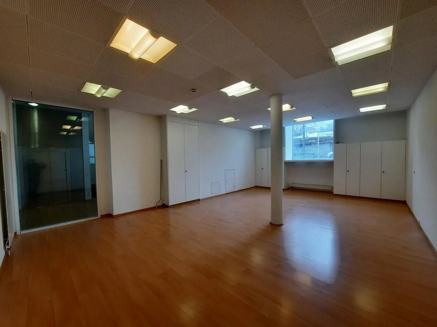 Laden-/Bürofläche direkt beim Bahnhof Schaffhausen - Foto 1 von 4