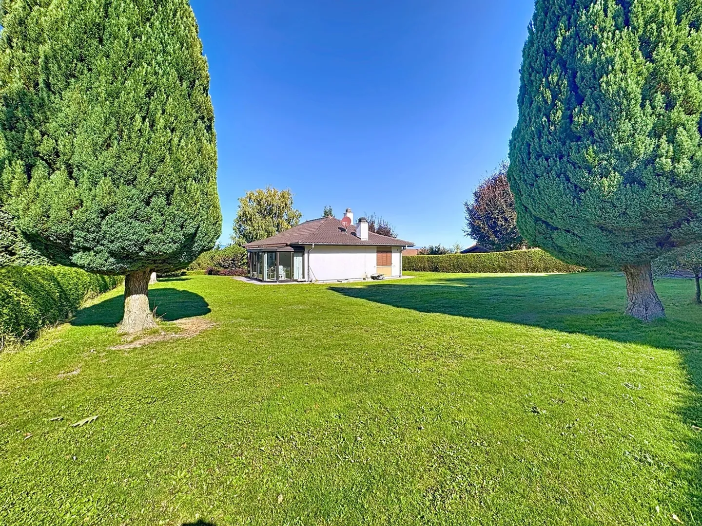 Detached house of 5.5 rooms on a plot of 1254 m² in Courtaman - Photo 20 of 22