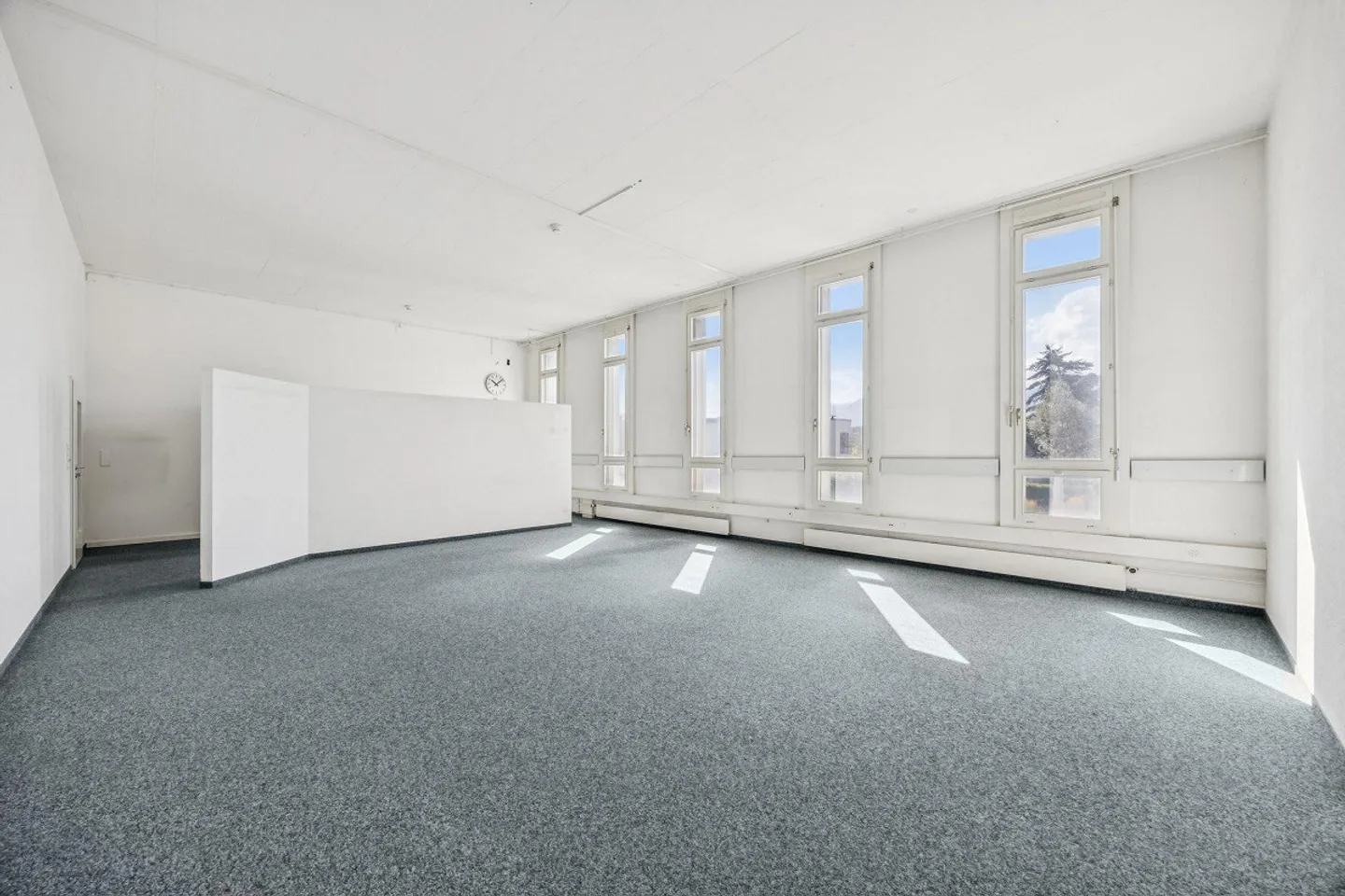 Versatile office, storage or commercial space in prime location in Heerbrugg - Photo 9 of 13