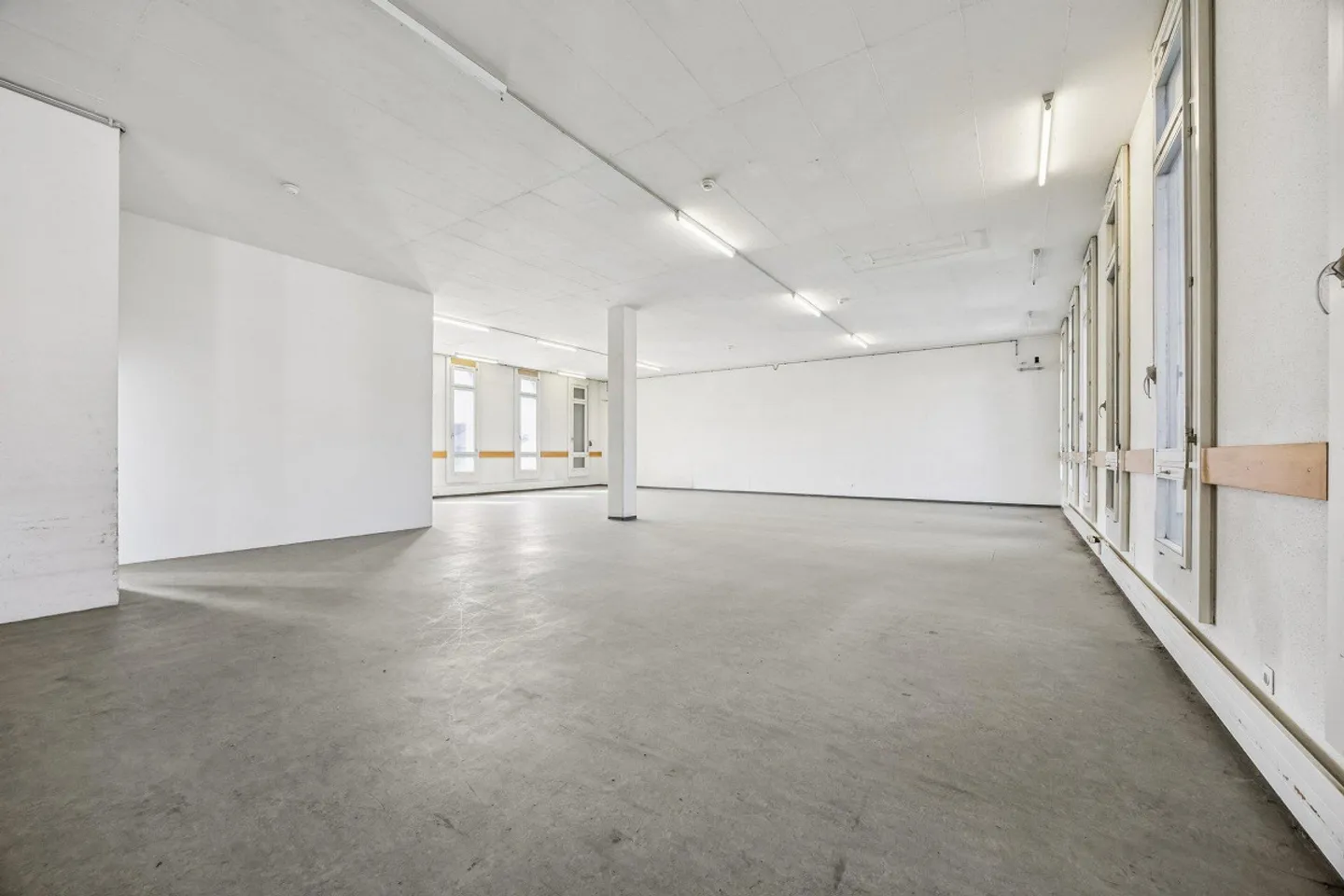 Versatile office, storage or commercial space in prime location in Heerbrugg - Photo 11 of 13