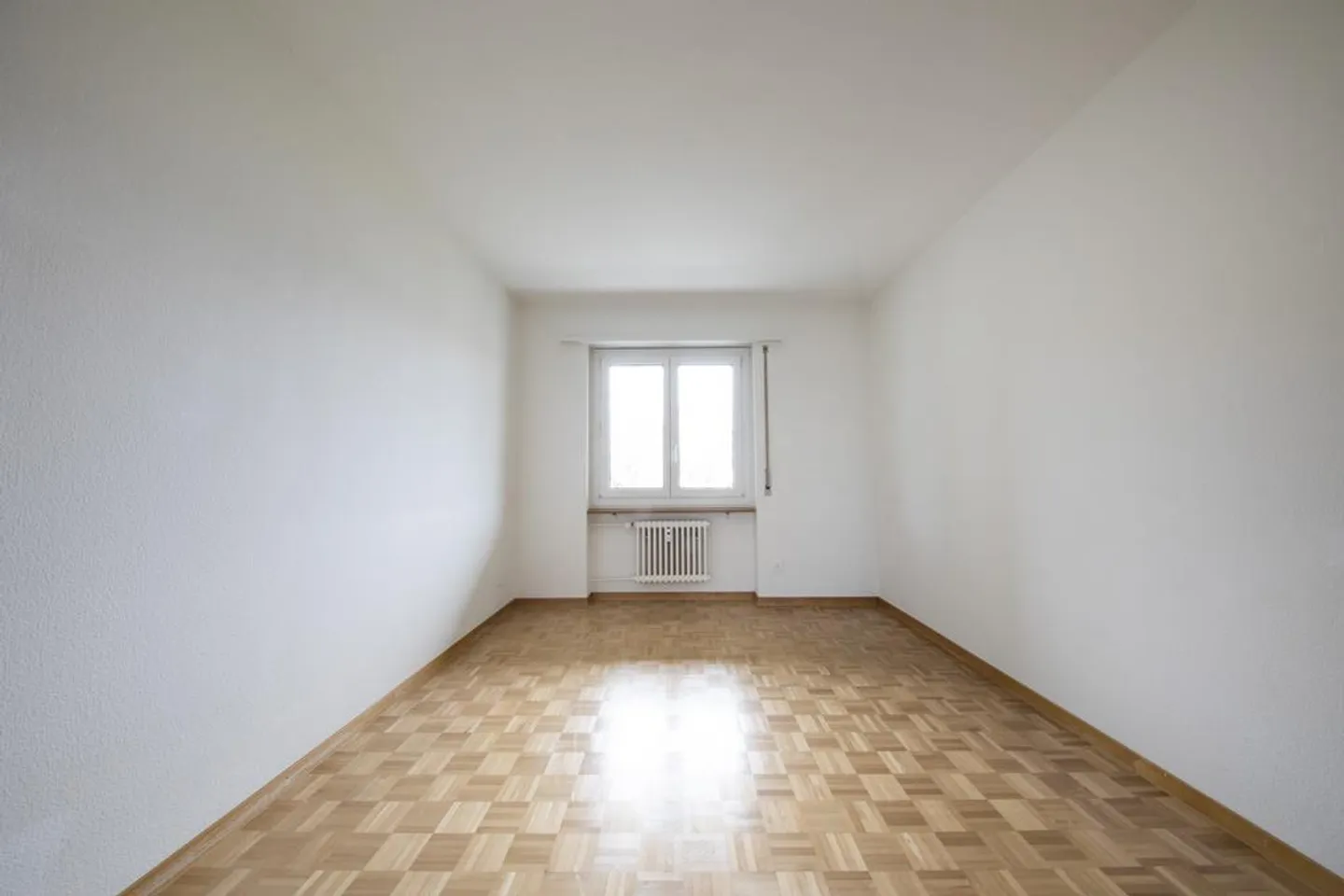 Ampio appartamento di 4 stanze in una posizione tranquilla! - Foto 4 di 8