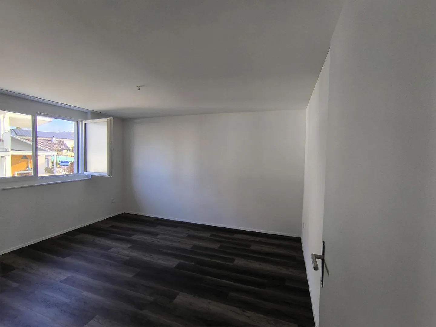 New, Modern 3.5 Room Apartment near Frauenfeld - Photo 6 of 9