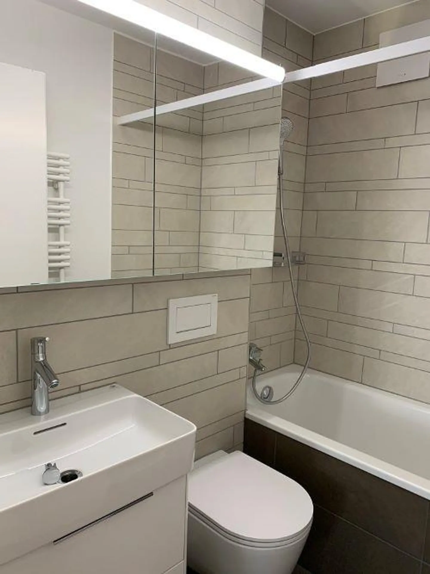 Modernes Apartment in Biel - Foto 4 von 7