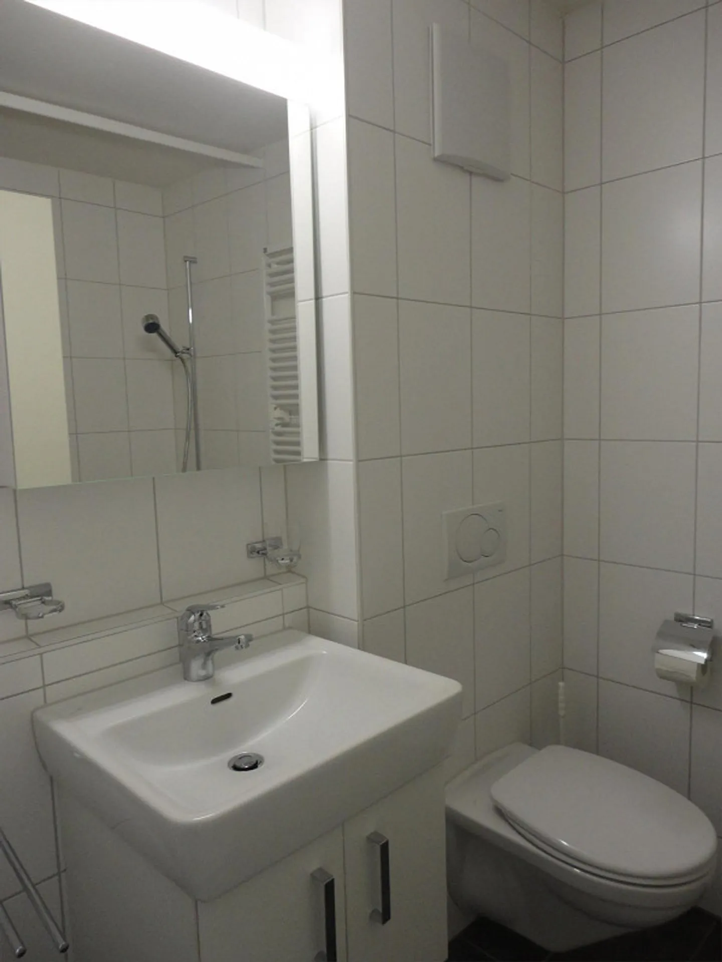 Appartamento attico 3.5 stanze soleggiato e tranquillo - Foto 3 di 6