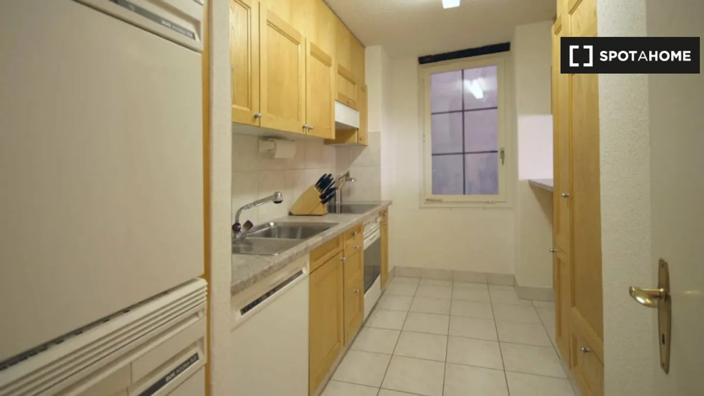 Discover, visit and rent your new home online with full confidence. - Photo 3 of 6