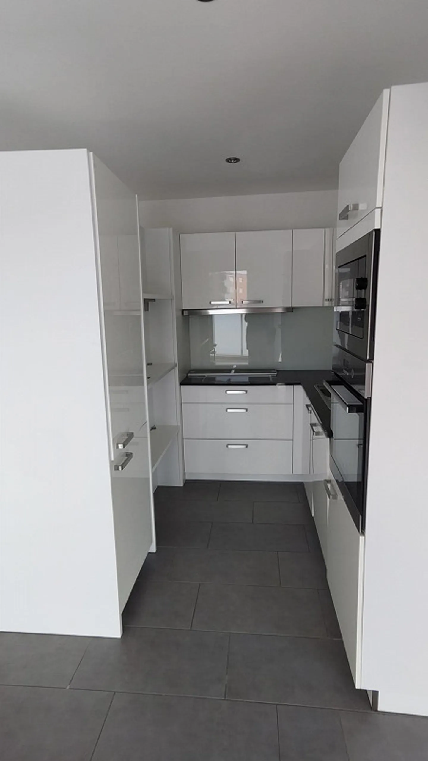 2.5 room apartment with balcony - Photo 8 of 14