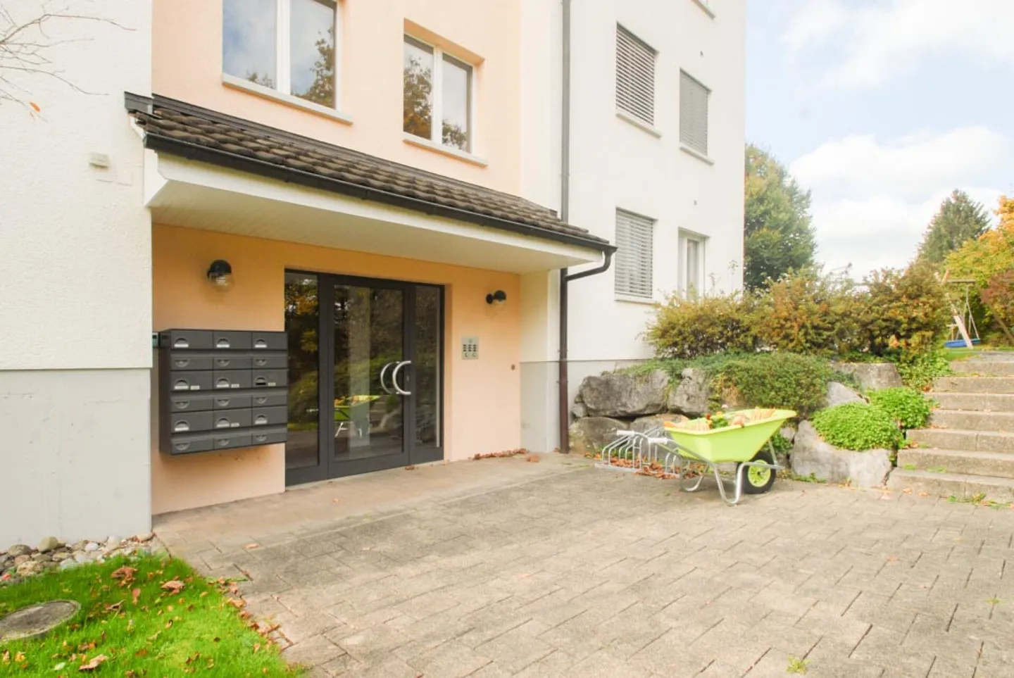 Appartement de jardin pour famille - Photo 3 sur 24