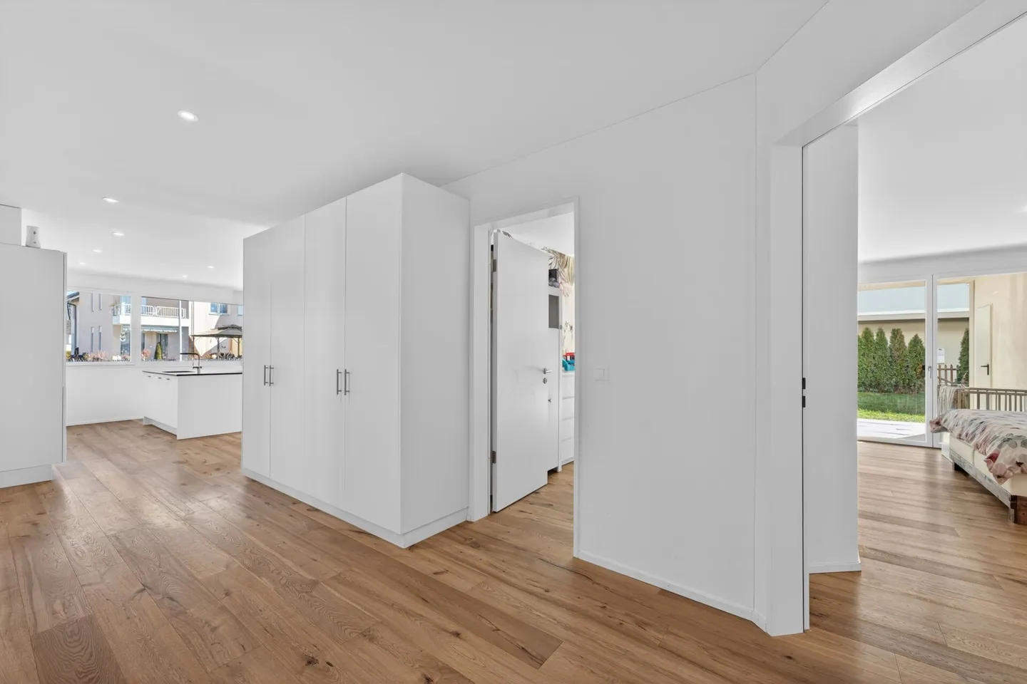 Appartamento giardino moderno con molta luce e privacy - Foto 2 di 15