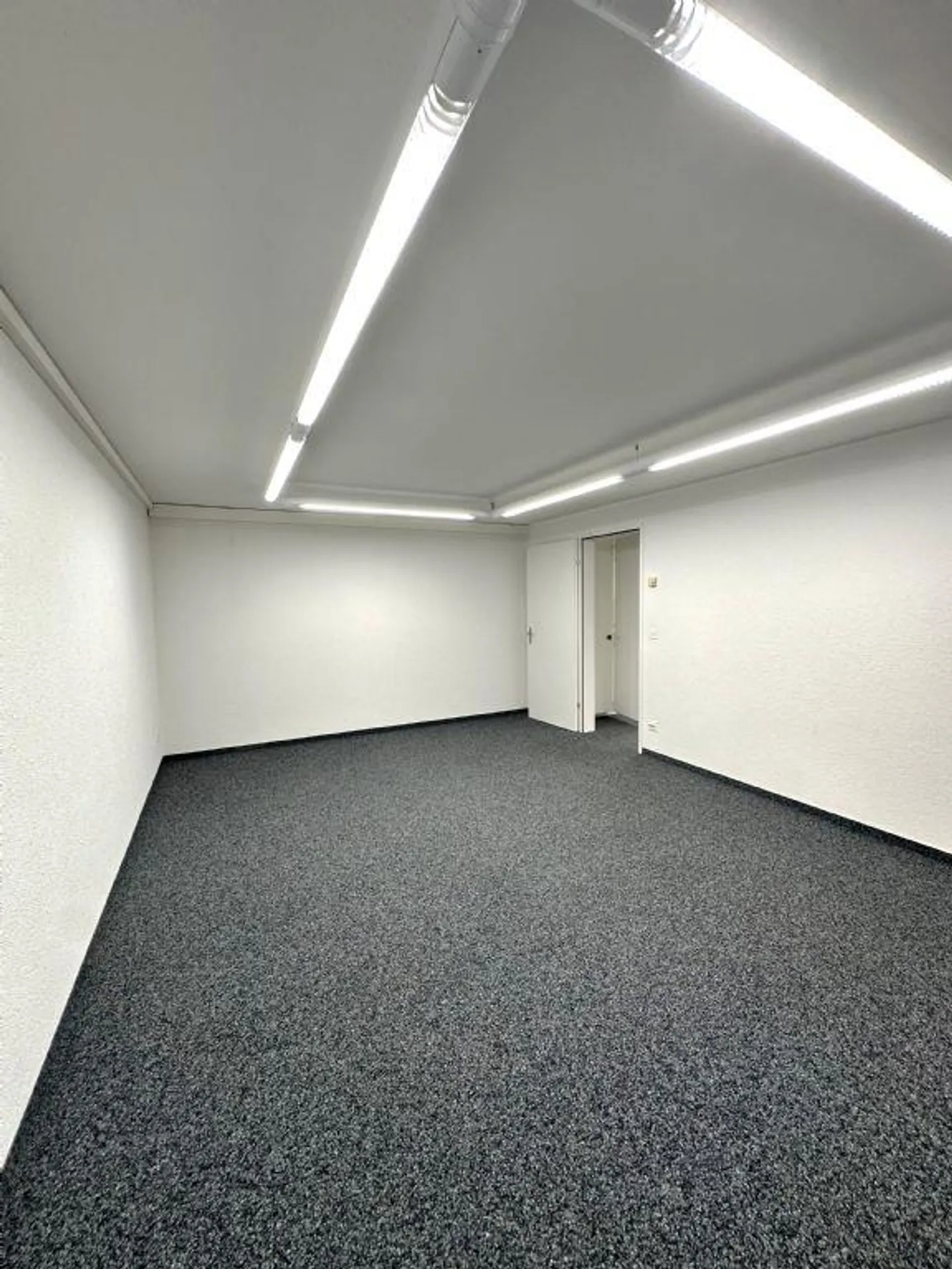Spazio Commerciale (40m2) | Spazioso | Spazio per la Creatività - Foto 6 di 8