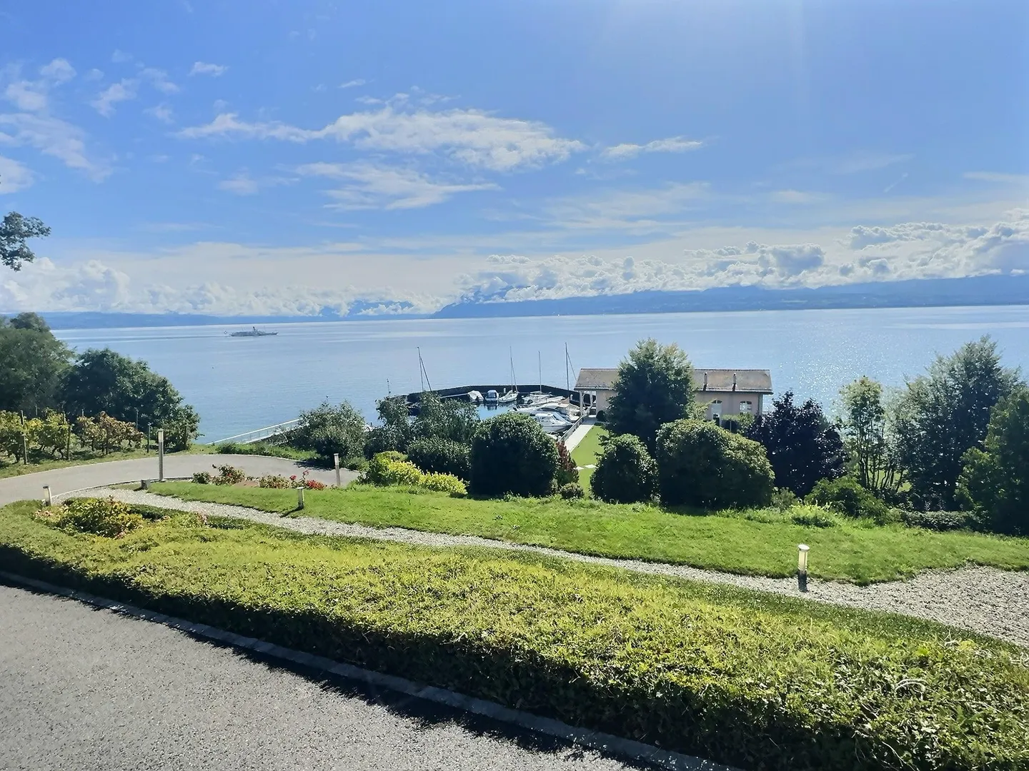 Appartement Lacustre Exceptionnel - Photo 1 sur 34