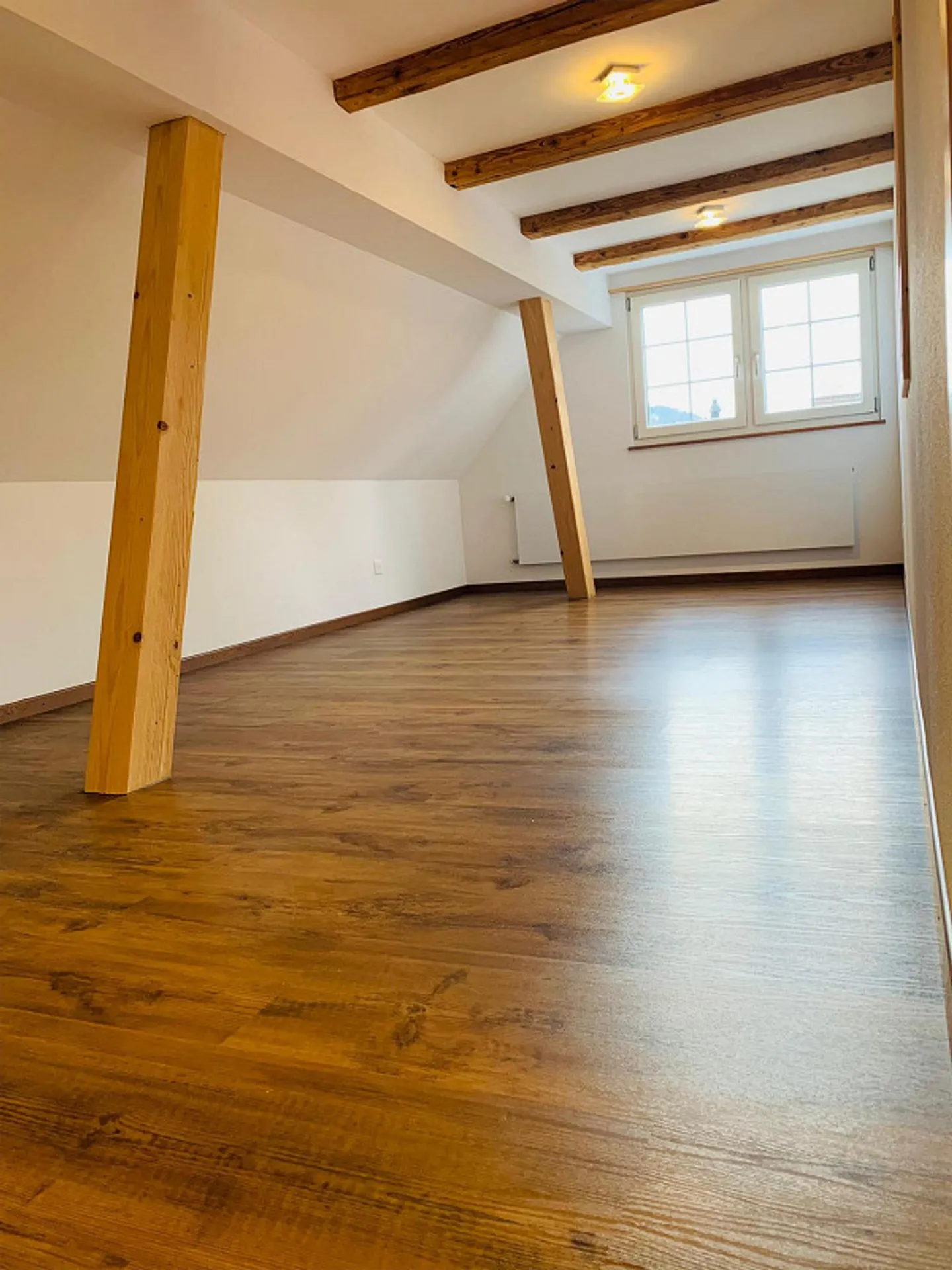 Affascinante appartamento maisonette di 4,5 stanze in affitto - Foto 11 di 16