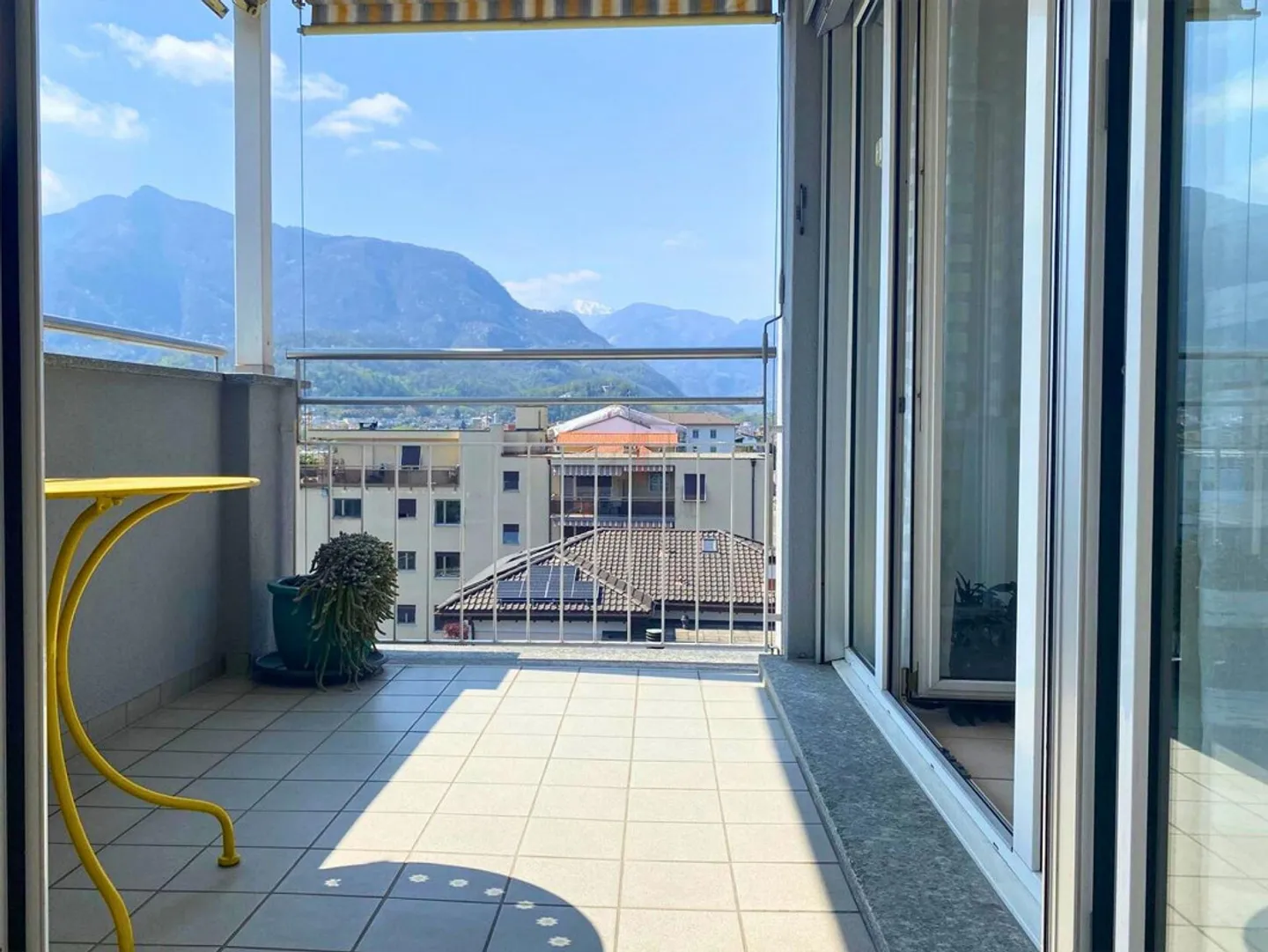 GARANTIERTE HELLIGKEIT ZWEI SCHRITTE VON LOCARNO ENTFERNT - Foto 7 von 10