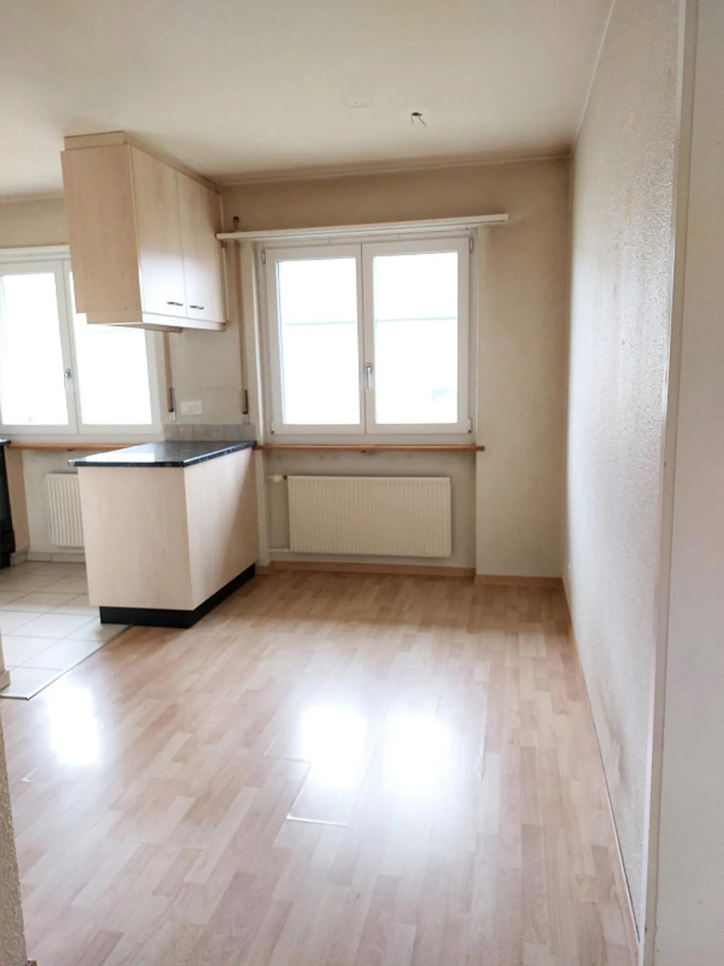Appartamento conveniente a Laupen - Foto 2 di 7