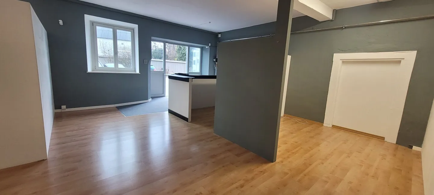 Commercial Space in Stäfa's Center - Photo 3 of 10