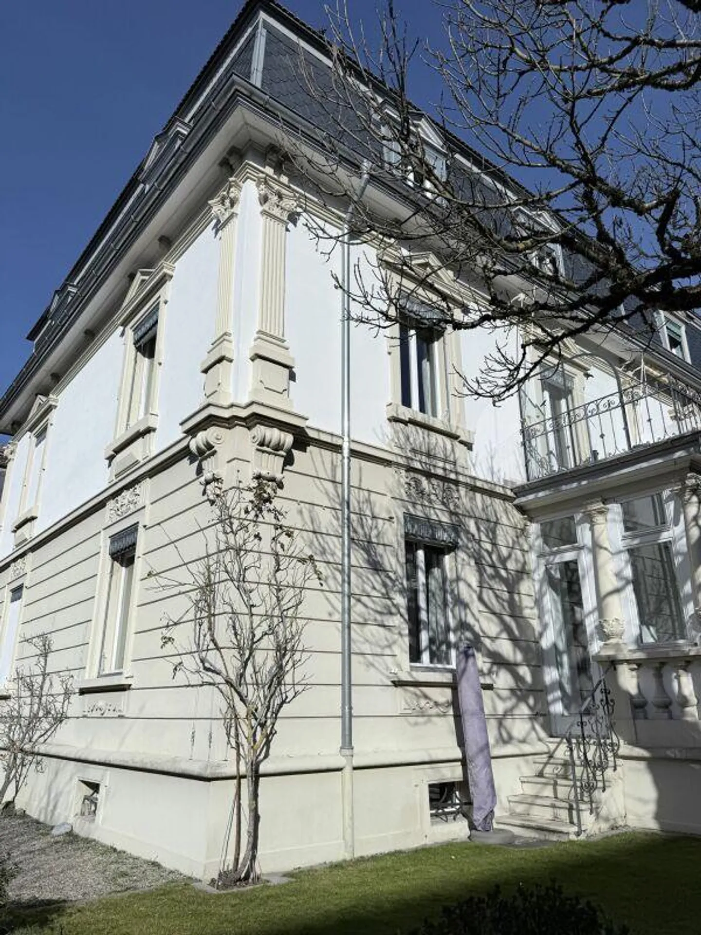 Dream Villa in Bern - Photo 1 of 4