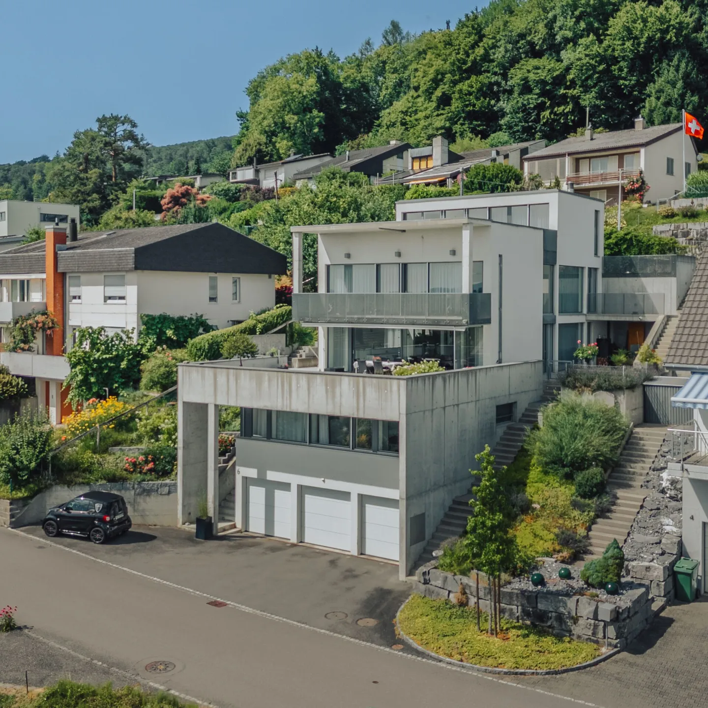 Terrassen-Haus mit Alpenblick - Foto 1 von 16