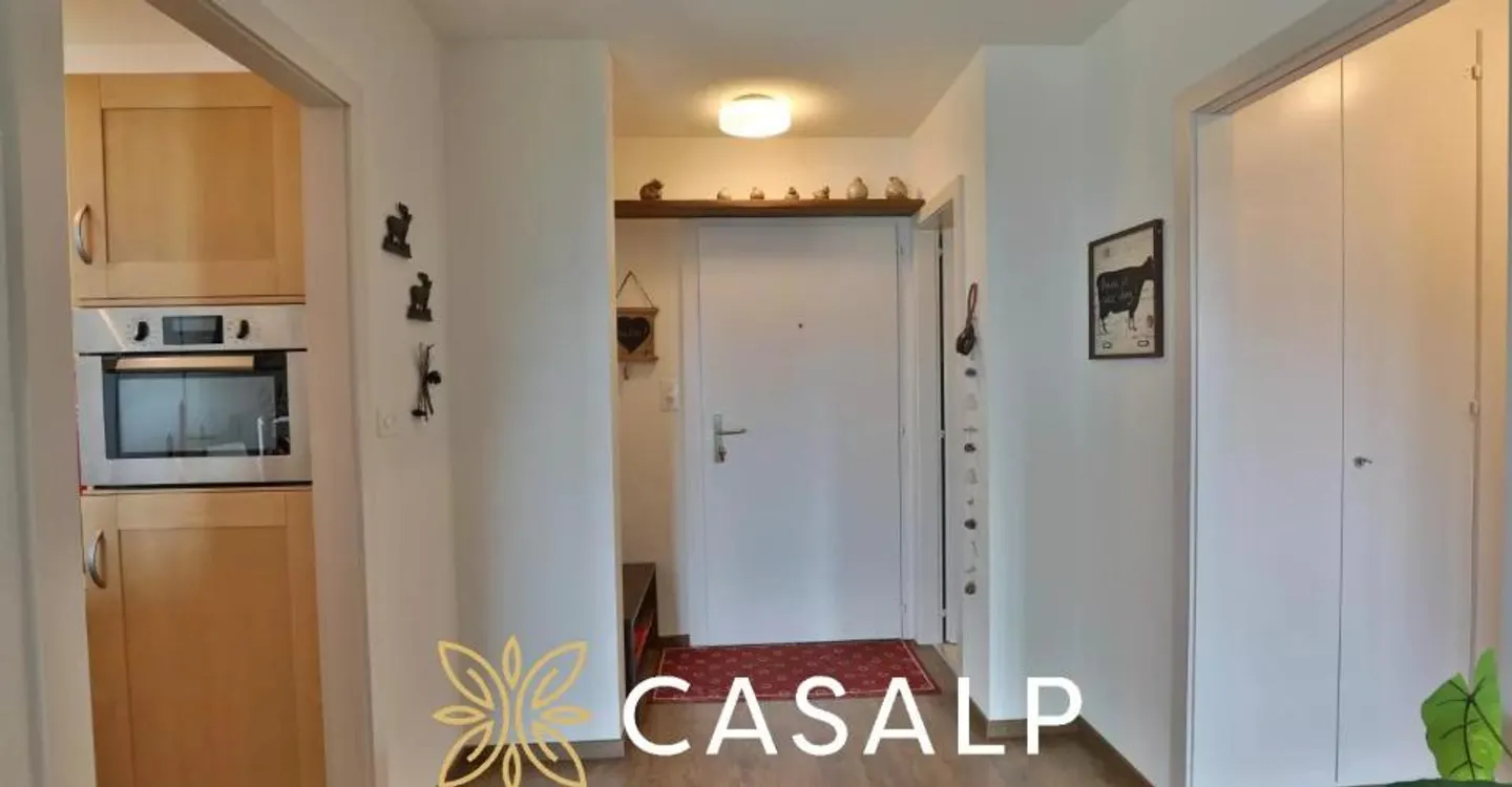 Beautiful 2.5-room apartment facing South in Montana - Photo 11 of 13