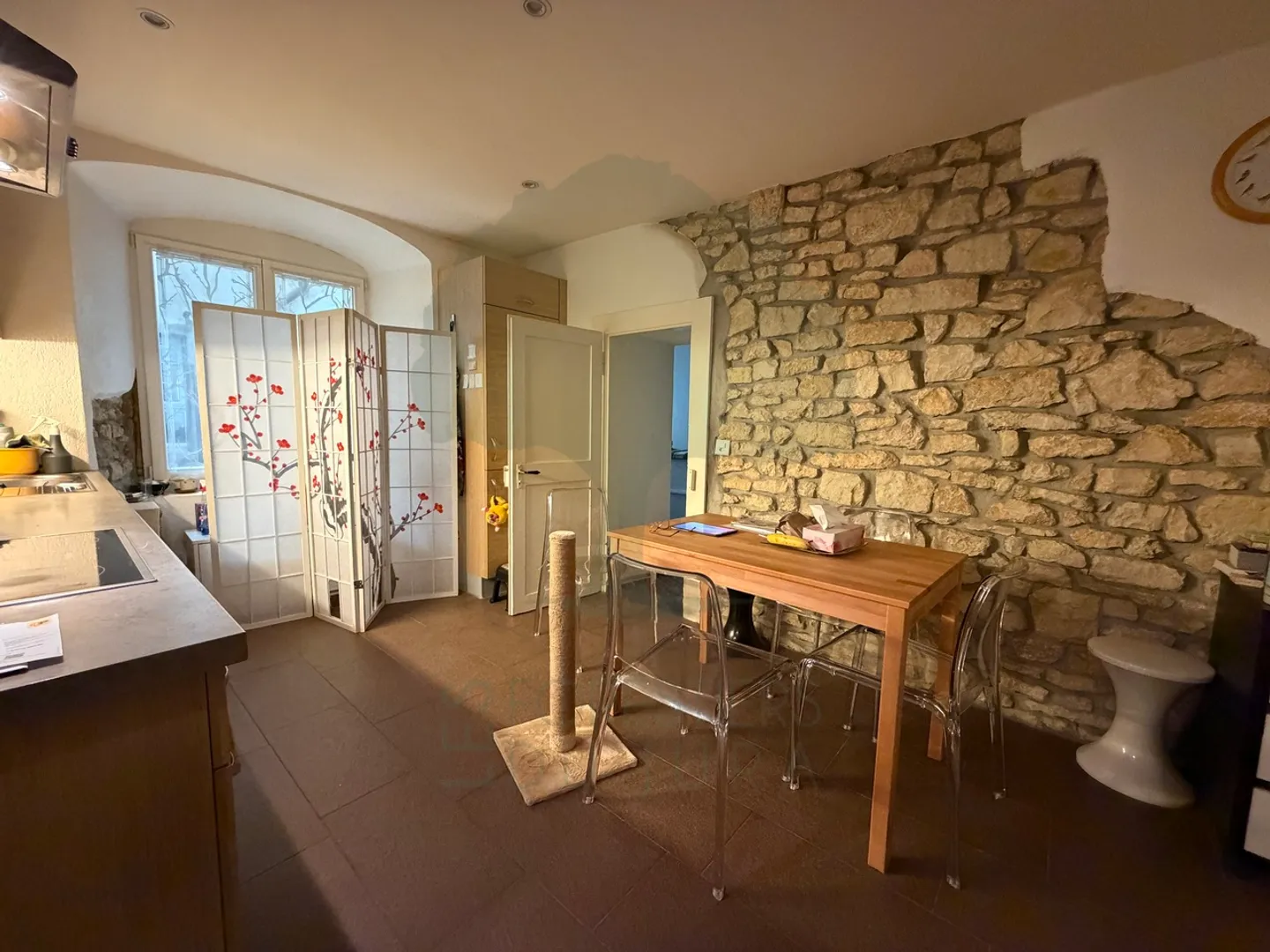 Appartamento caratteristico di 4 stanze nella vecchia città di Porrentruy - Foto 6 di 18