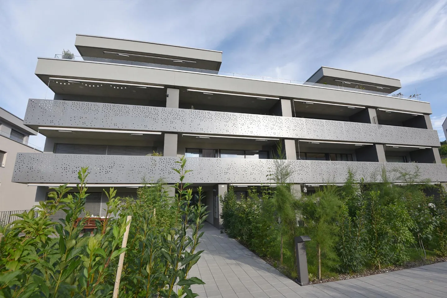 Schöne Wohnung mit Terrasse in einem neueren Gebäude - Foto 1 von 6