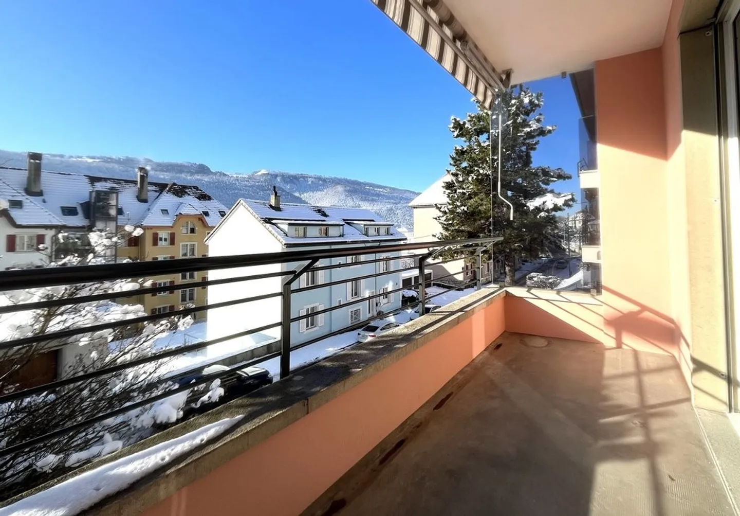 Appartement de 3 pièces rénové dans un quartier calme et ensoleillé - Photo 9 sur 9