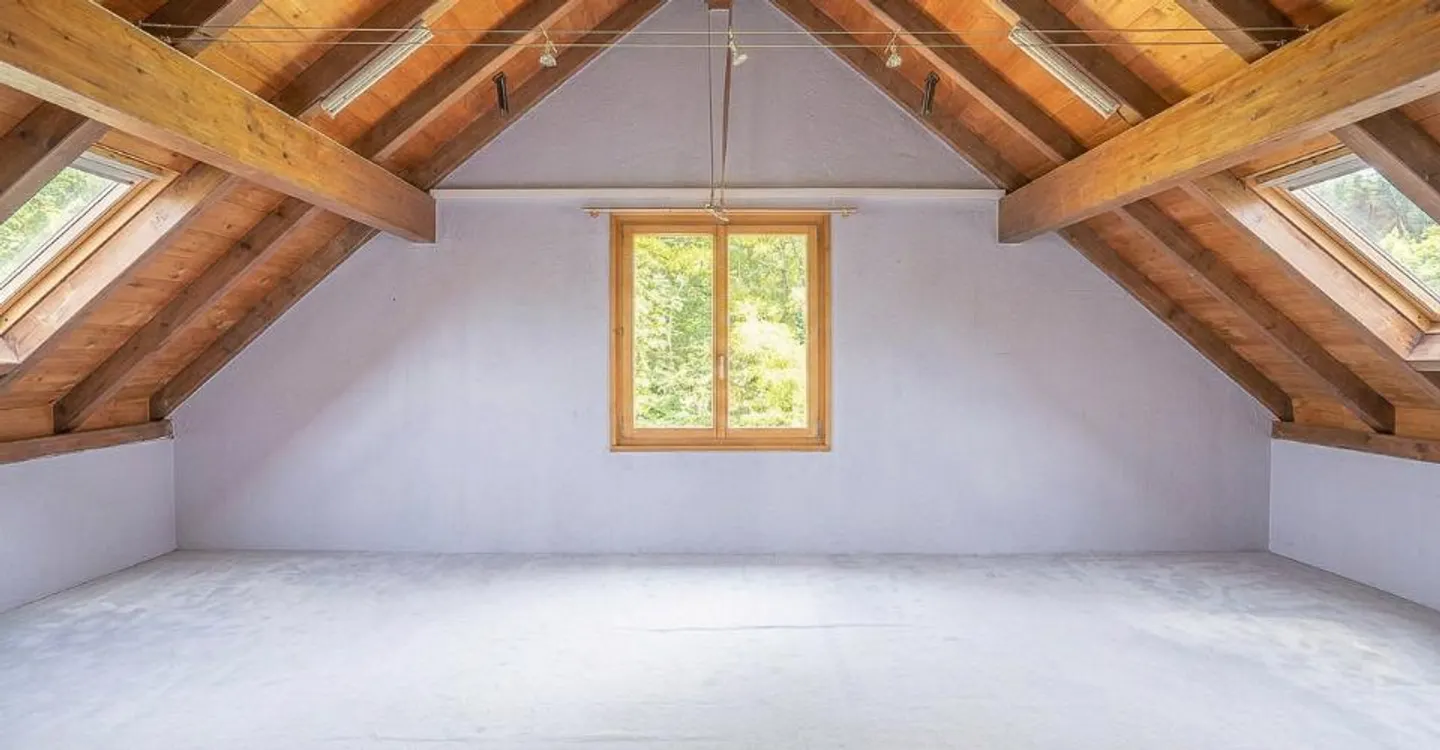 Maison familiale spacieuse - un bien à fort potentiel à rénover - Foto 3 di 5