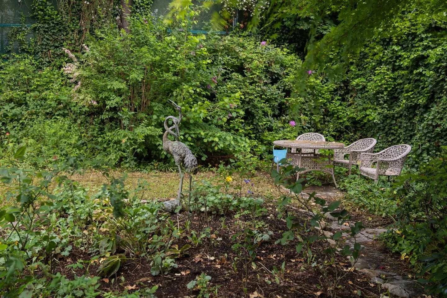 Jardin privé de 350 m² au cœur de Zurich — Appartement de jardin au caractère unique - Photo 13 sur 13