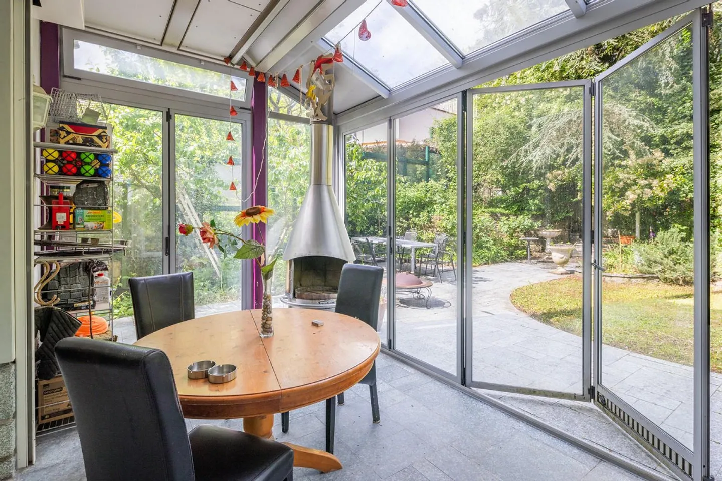Jardin privé de 350 m² au cœur de Zurich — Appartement de jardin au caractère unique - Photo 10 sur 13