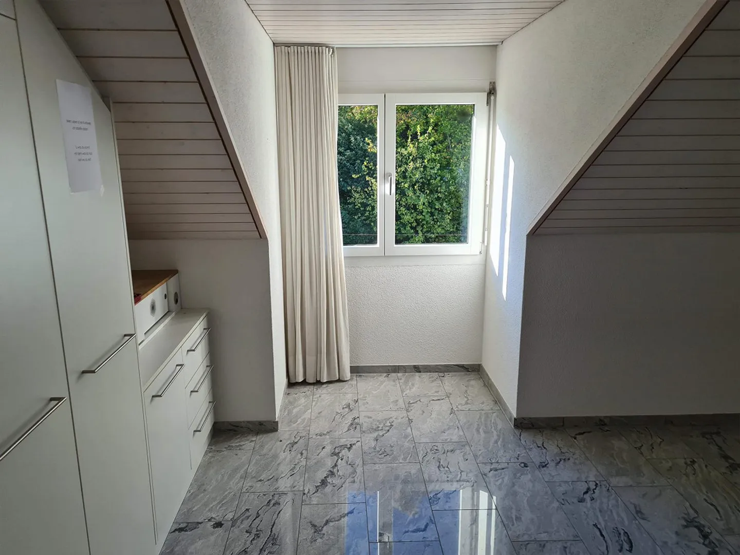 3 ½ Room Penthouse Apartment on Weissensteinstrasse - Photo 9 of 12