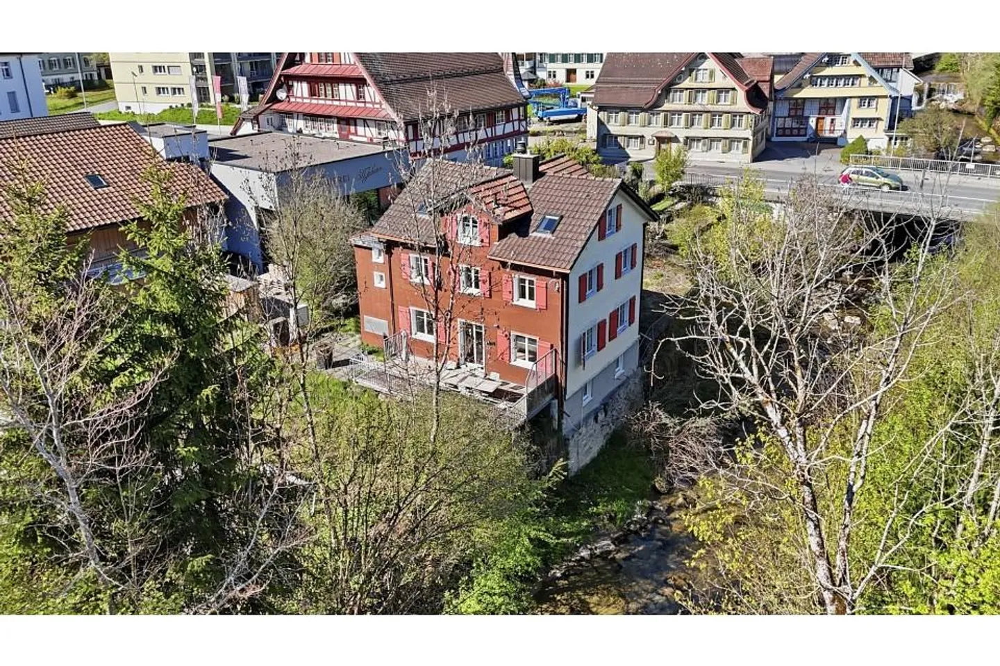Grande maison individuelle à Neu St. Johann - Photo 3 sur 13