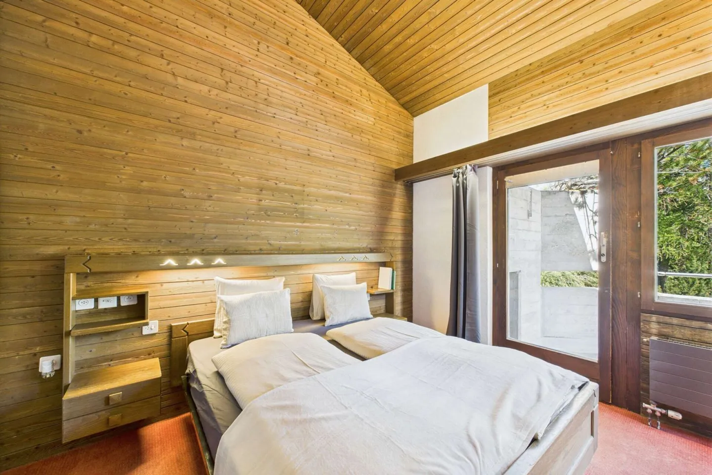 Chambre d'hôtel meublée avec balcon - hebdomadaire à Saas-Fee - Photo 2 sur 7