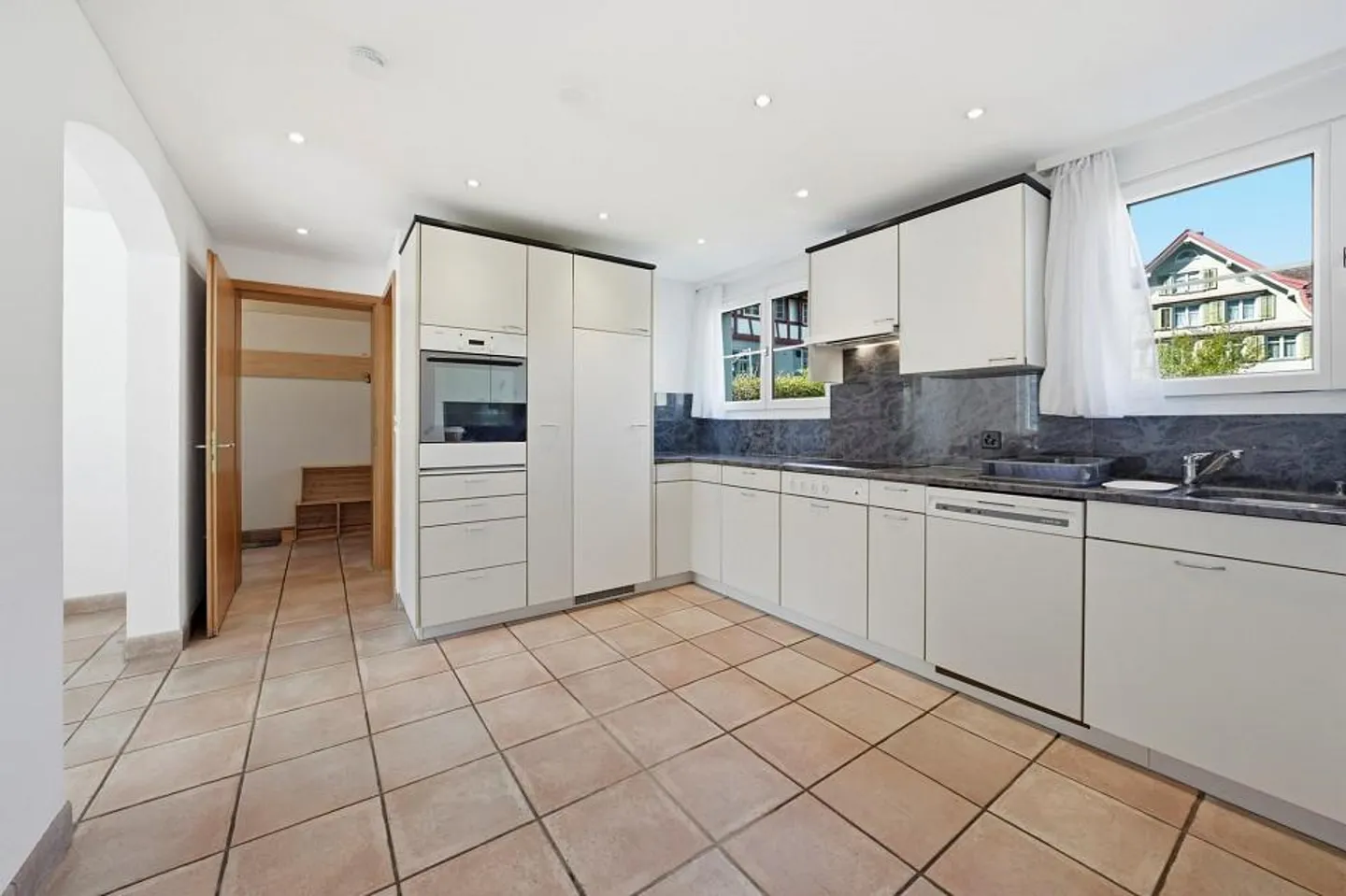 Grande maison individuelle à Neu St. Johann - Photo 10 sur 13