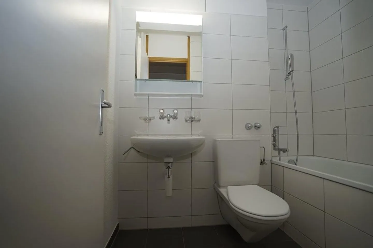 Charmante Wohnung mit Grünblick - Foto 6 von 6
