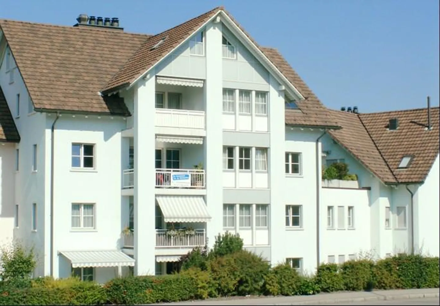 Appartement 2 pièces bien situé avec terrasse - Optimal aussi comme investissement - Photo 1 sur 12