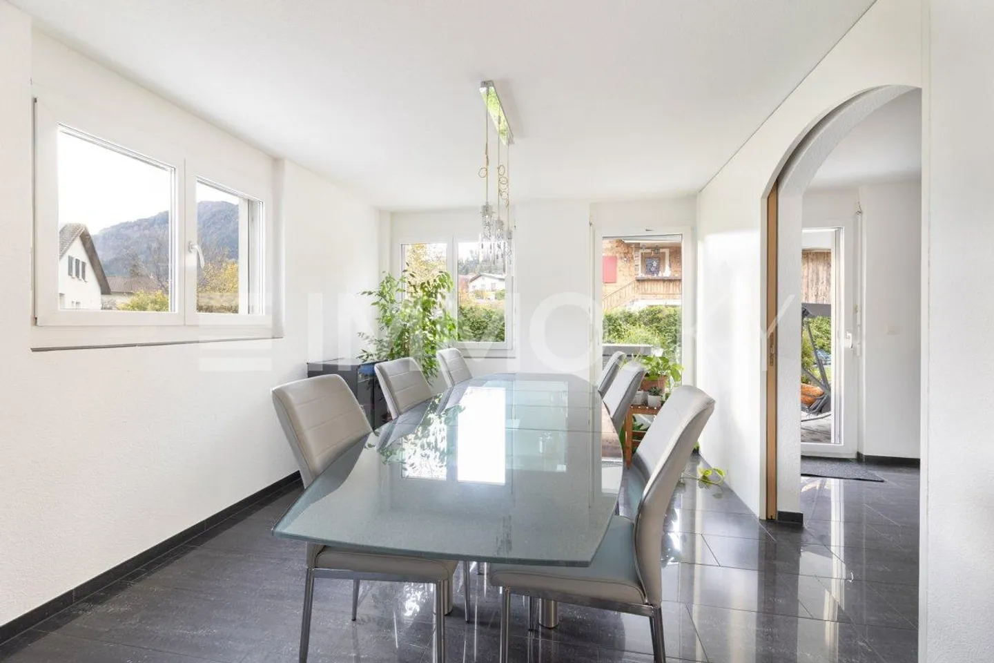 House with 6.5 rooms - Photo 4 of 5