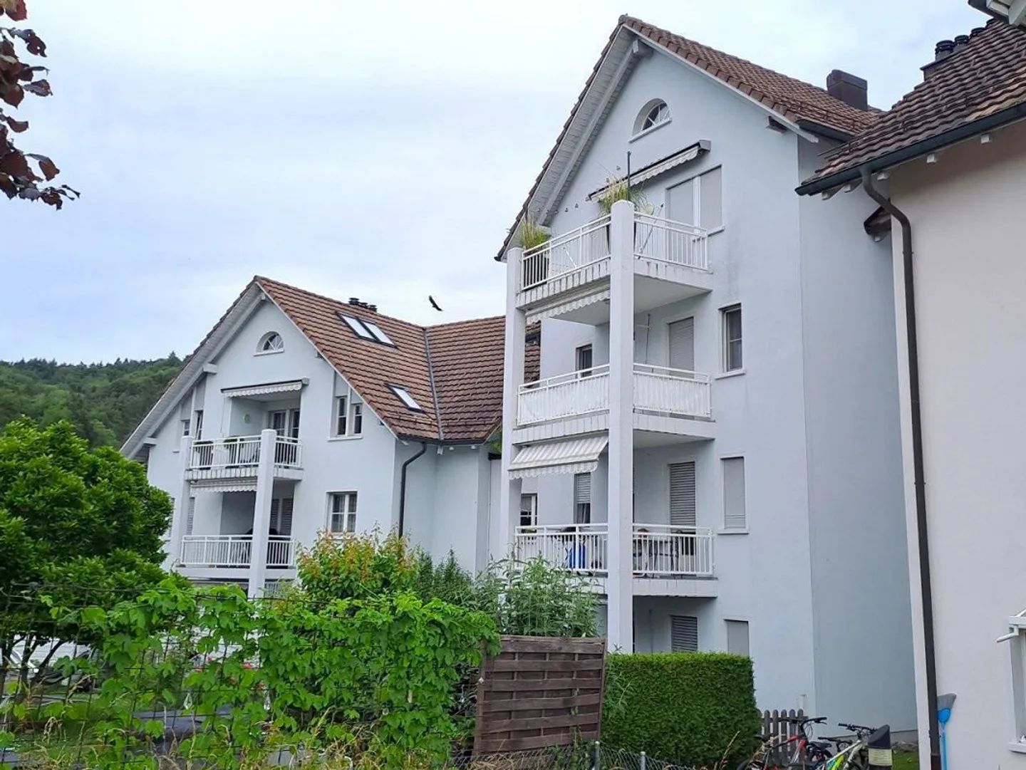 Appartement 2 pièces bien situé avec terrasse - Optimal aussi comme investissement - Photo 2 sur 12